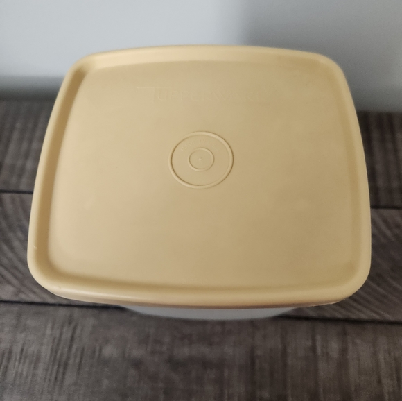 Vintage Tupperware Square Freezer Container Made in USA - Picture 2 of 7